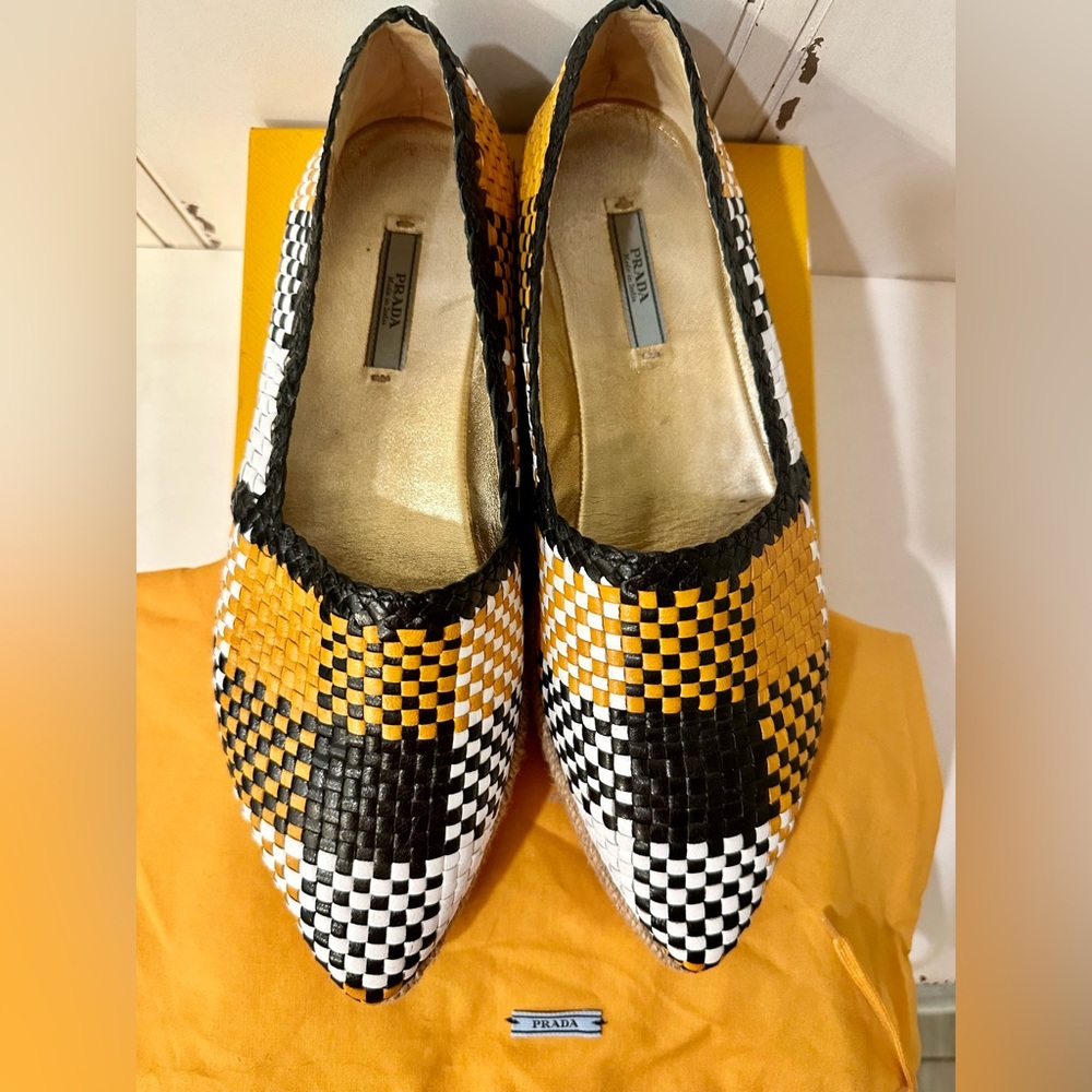 Authentic Prada Espadrilles, Size 40 - image 4